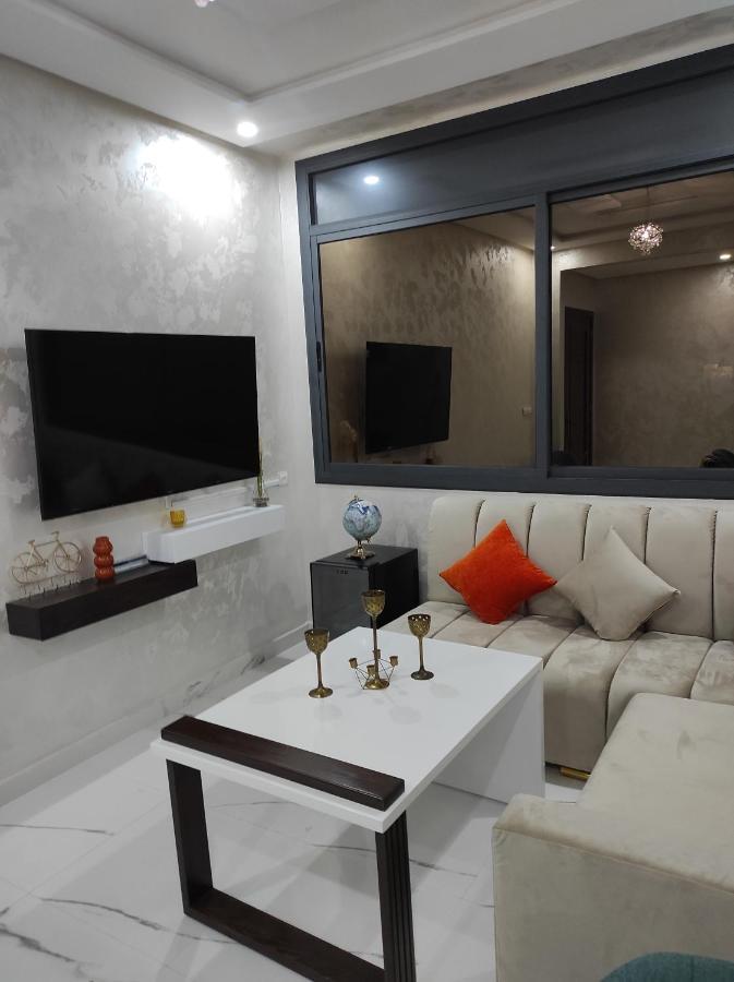 La Joie Al Jadid Apartment Надор Екстериор снимка