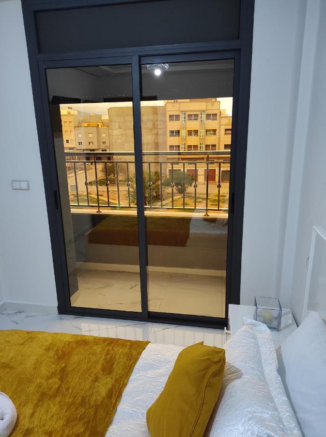 La Joie Al Jadid Apartment Надор Екстериор снимка