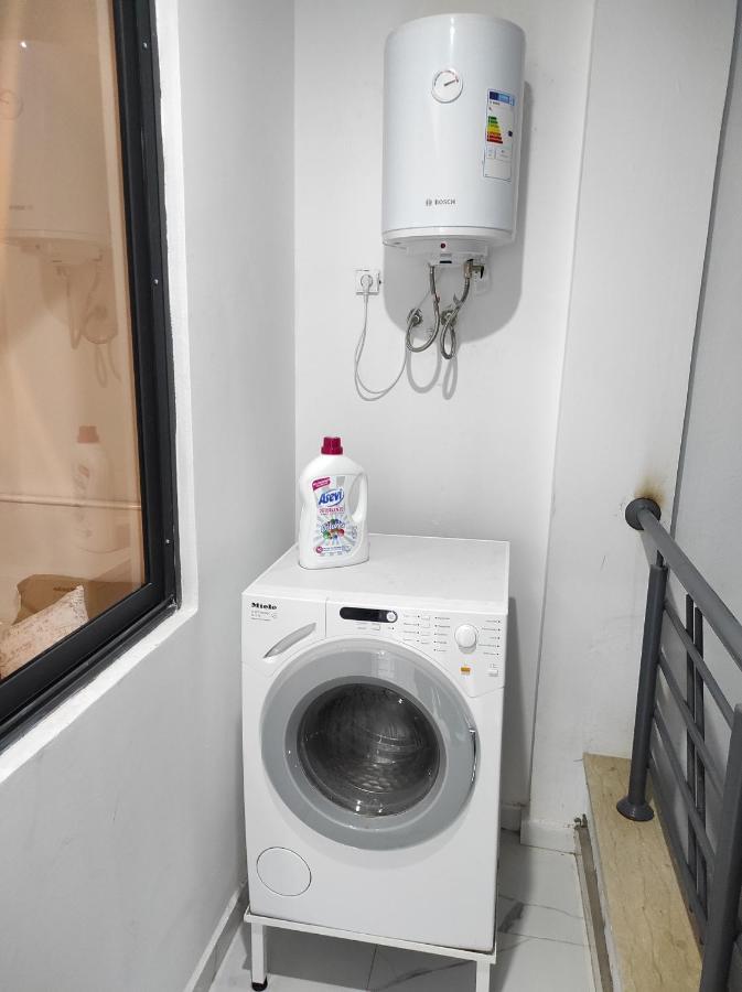 La Joie Al Jadid Apartment Надор Екстериор снимка